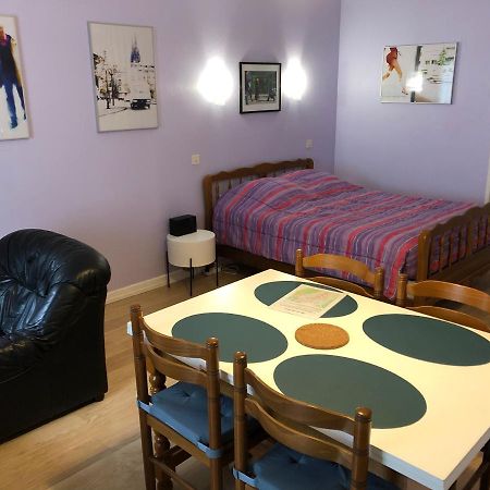 Chez Gustou Apartment Chaudes-Aigues Bagian luar foto