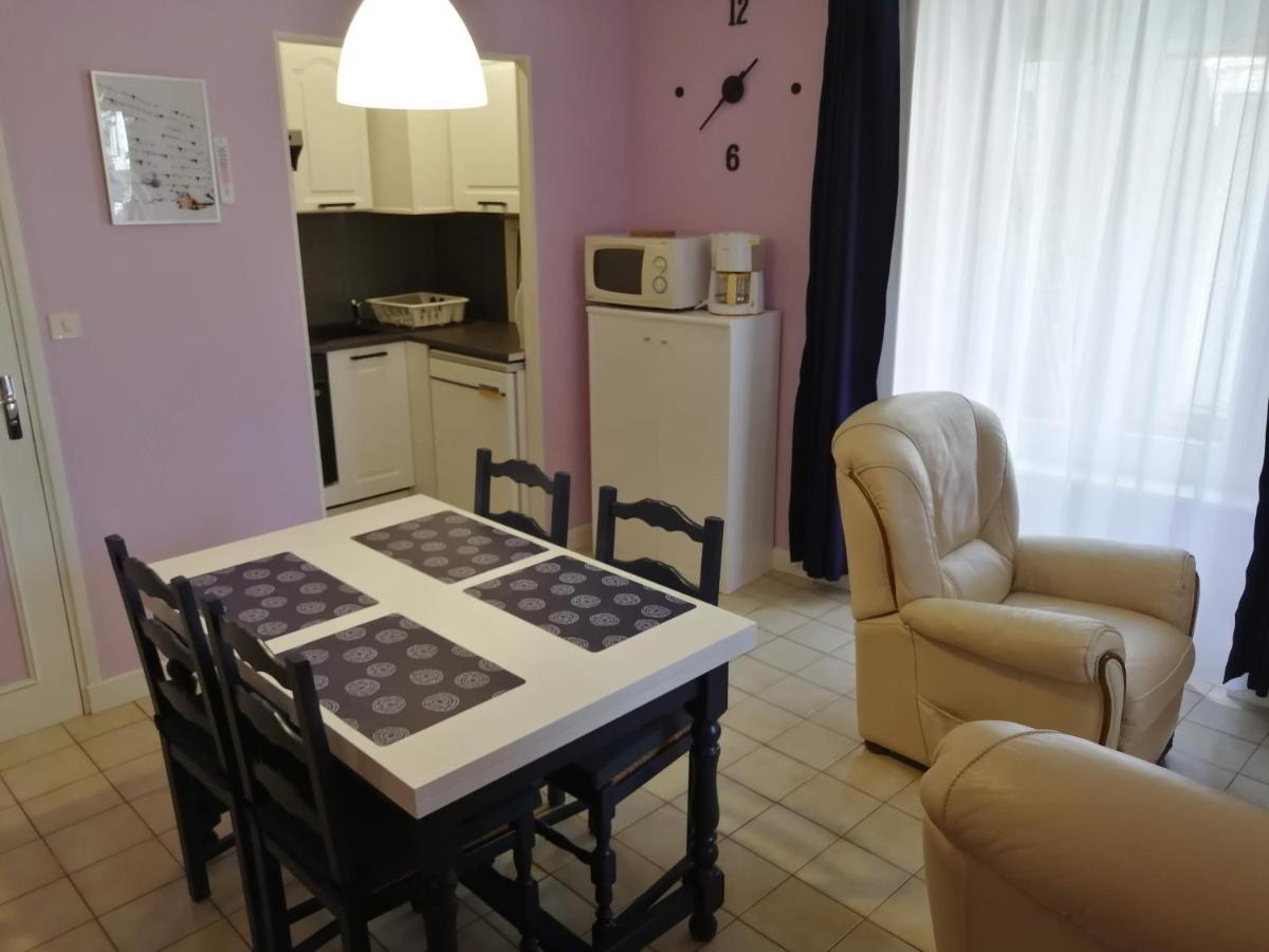 Chez Gustou Apartment Chaudes-Aigues Bagian luar foto