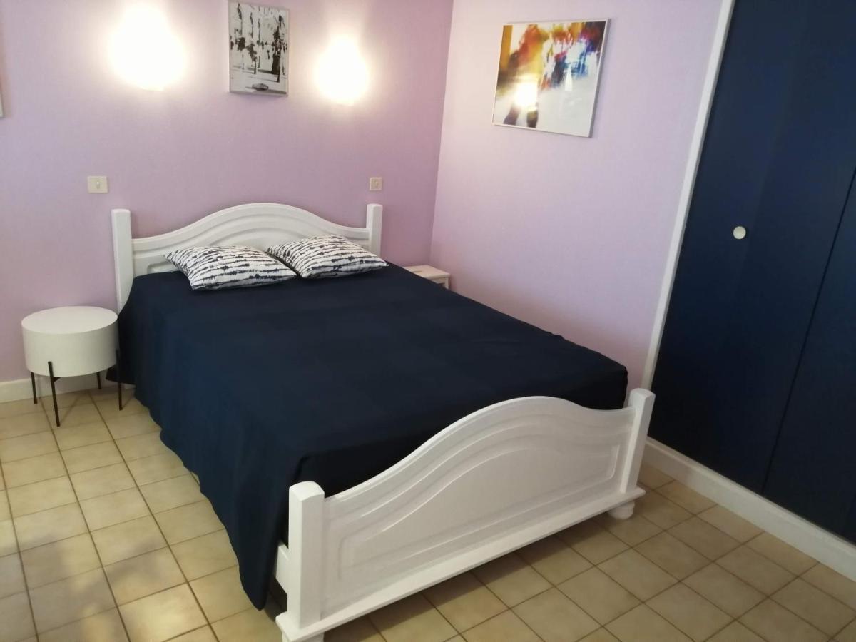 Chez Gustou Apartment Chaudes-Aigues Bagian luar foto
