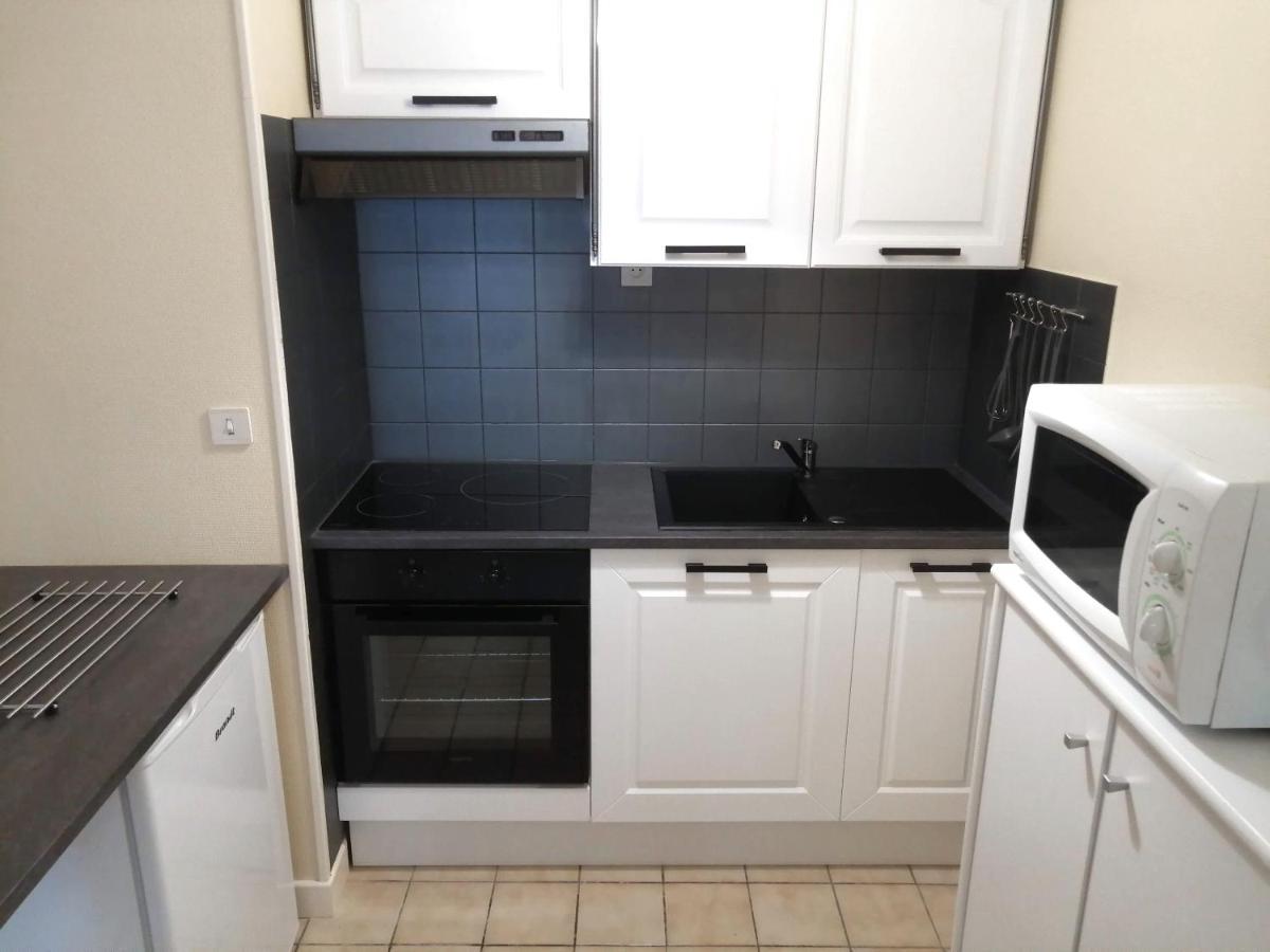 Chez Gustou Apartment Chaudes-Aigues Bagian luar foto