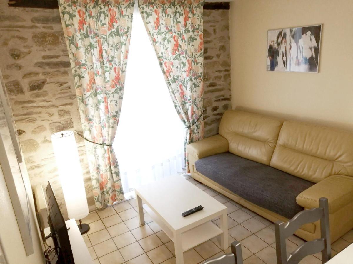 Chez Gustou Apartment Chaudes-Aigues Bagian luar foto
